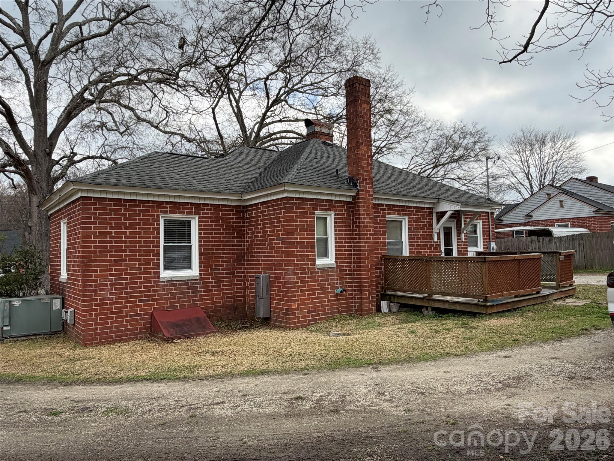 612 Ballard Street Chester, SC 29706 - Photo 3 of 19