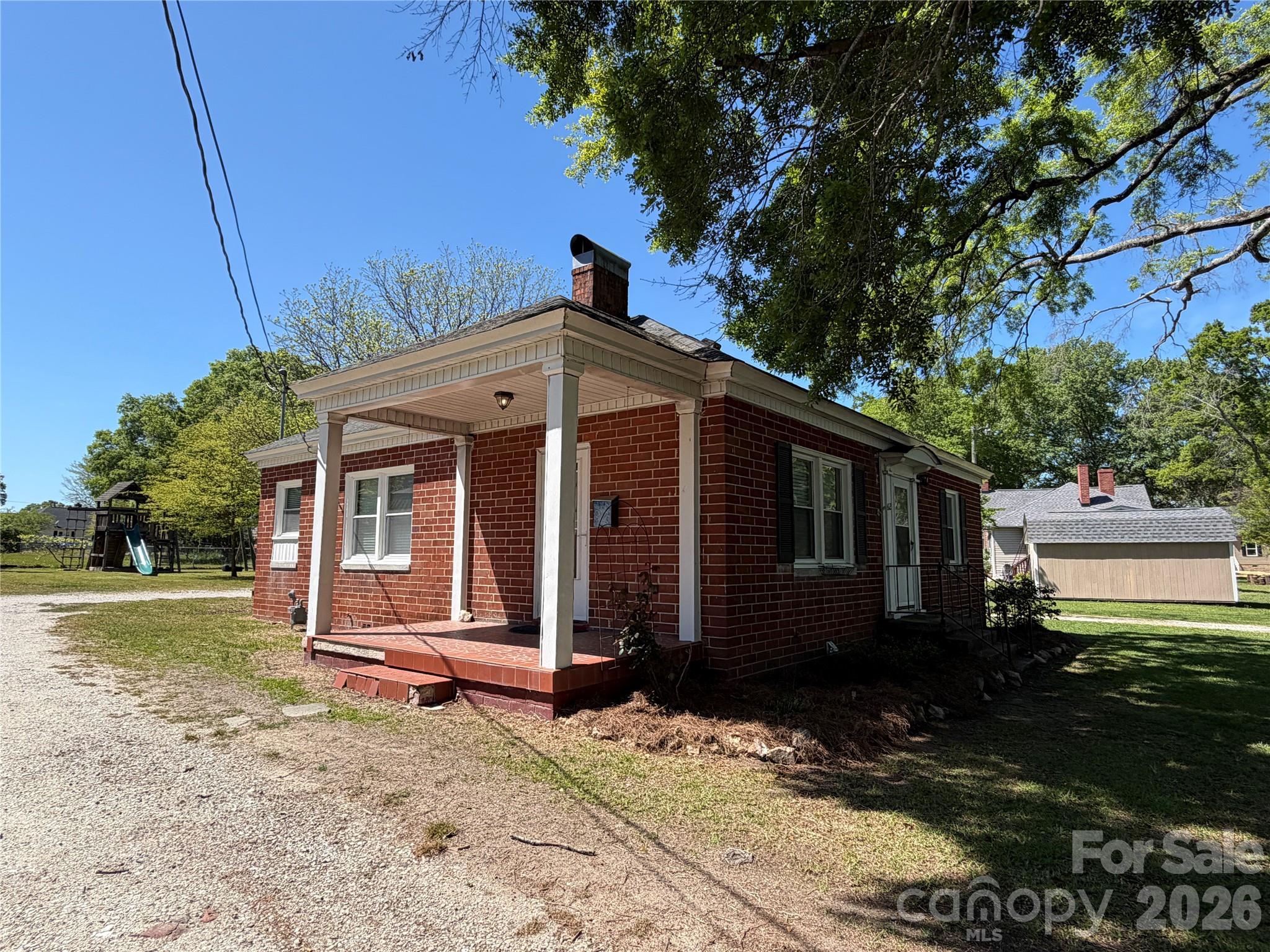 612 Ballard Street Chester, SC 29706 - Photo 3 of 19