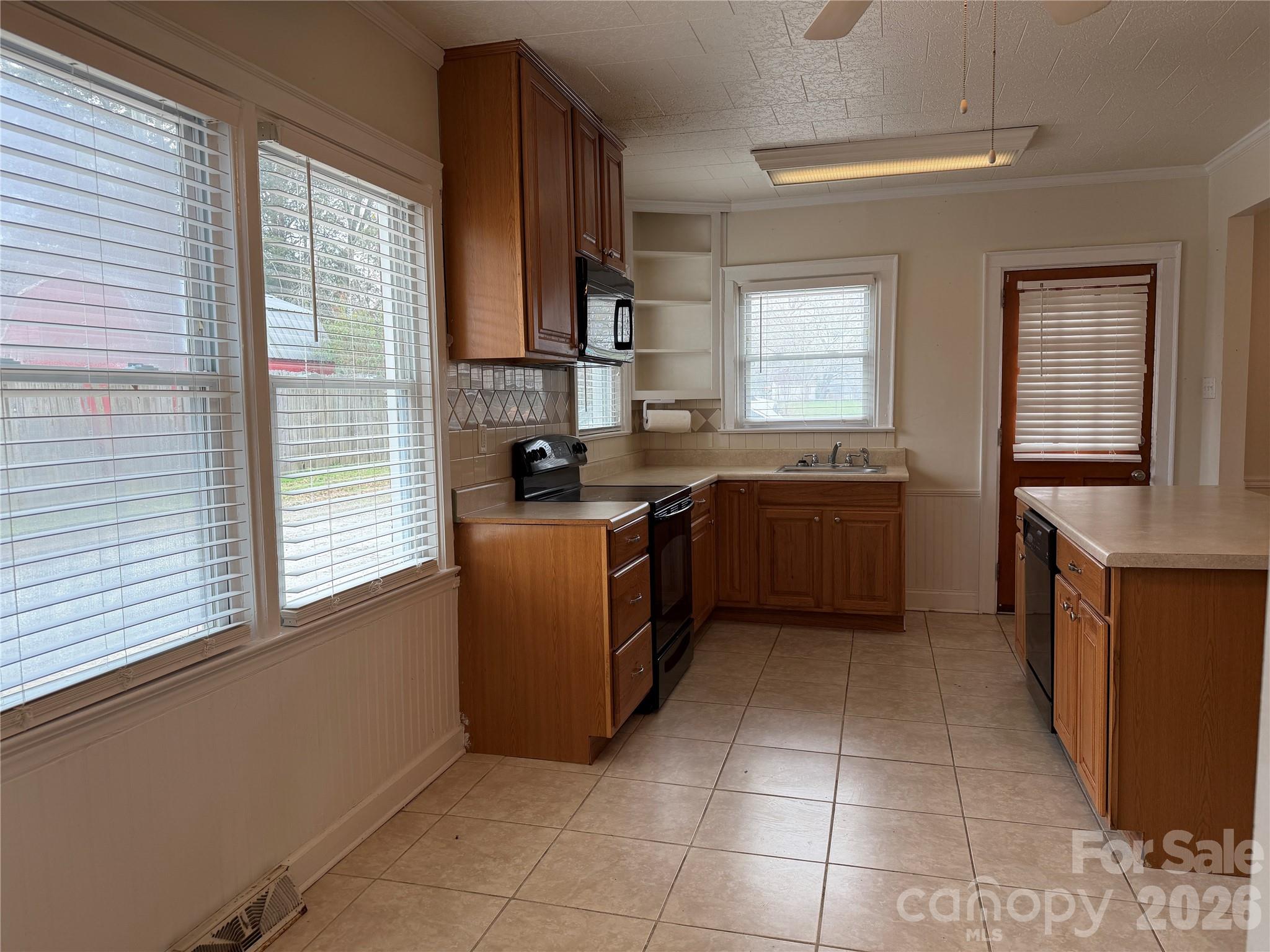 612 Ballard Street Chester, SC 29706 - Photo 6 of 19