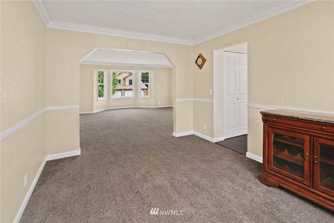 22416 6th Drive Southeast Bothell, WA 98021 - Photo 7 of 28