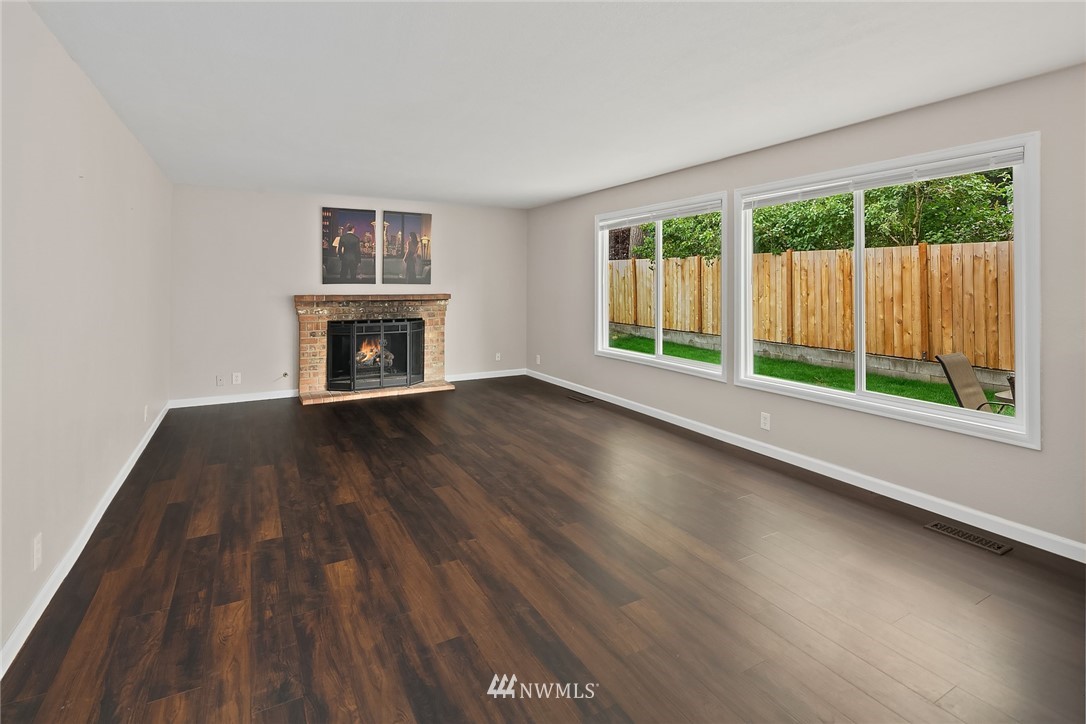 22416 6th Drive Southeast Bothell, WA 98021 - Photo 8 of 28