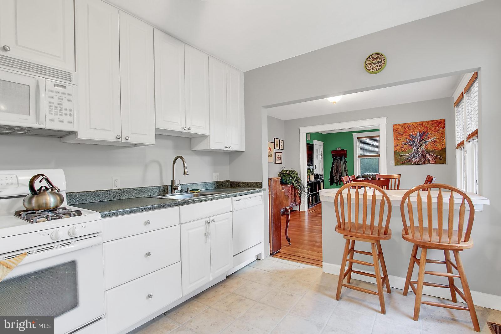 1104 Overbrook Road Baltimore, MD 21239 - Photo 8 of 28