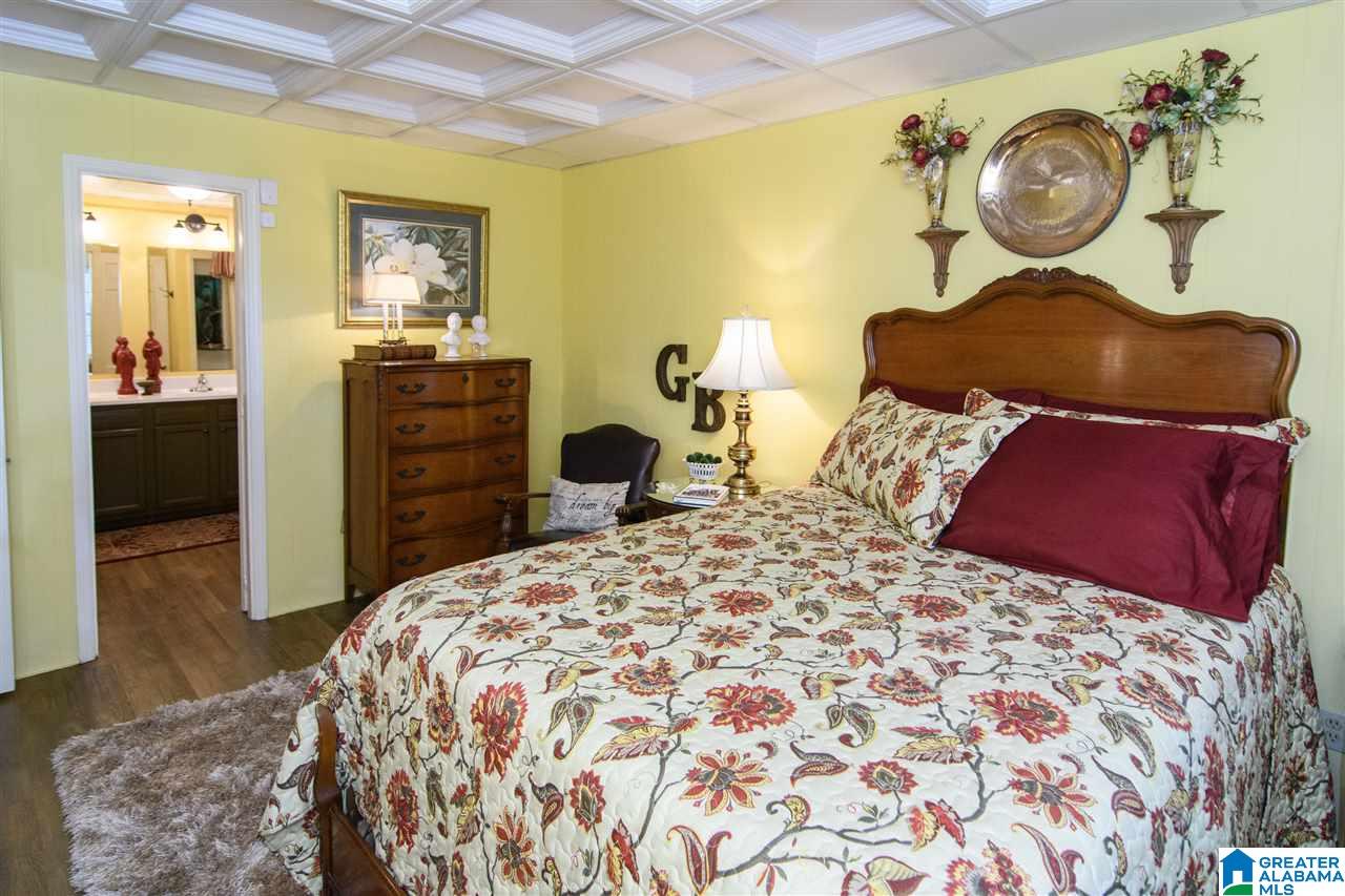 933 Rockford Road Birmingham, AL 35222 - Photo 43 of 50