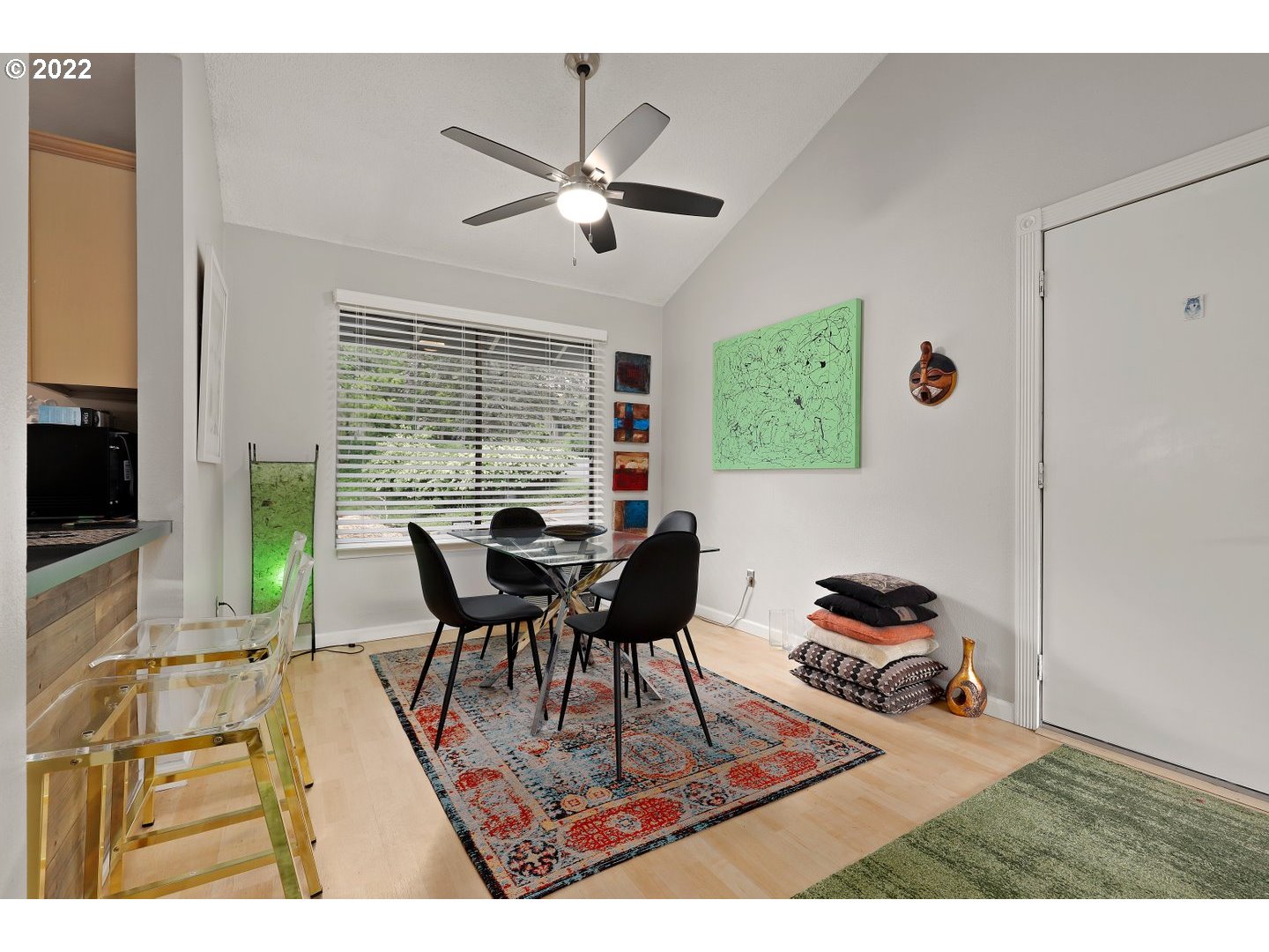7546 Southwest Barnes Road, Unit A Portland, OR 97225 - Photo 9 of 32 Gallery Image 9