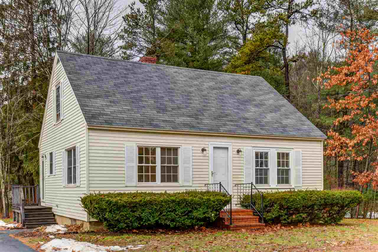38 Old Rochester Road Dover, NH 03820 - Photo 1 of 39
