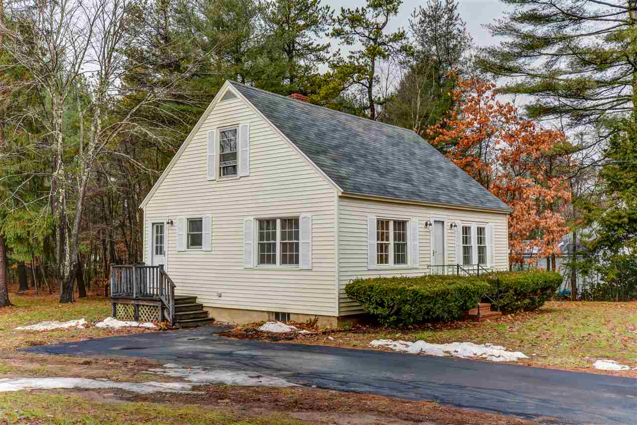 38 Old Rochester Road Dover, NH 03820 - Photo 2 of 39