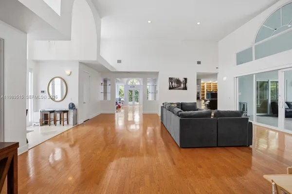 $1,695,000 | 8179 Lakeview Drive, West Palm Beach, FL 33412
