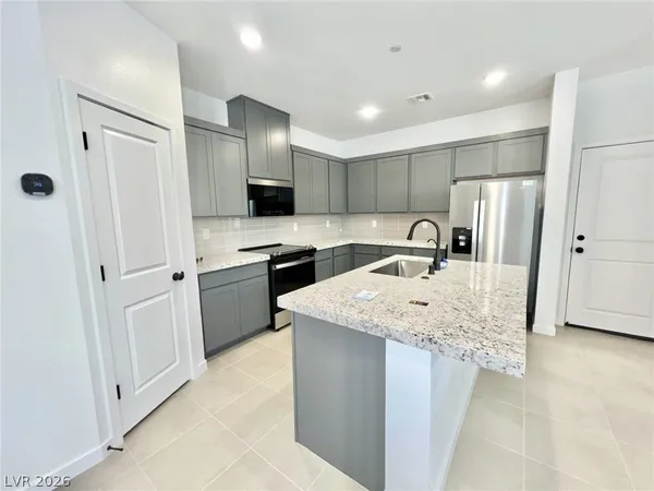 $1,896 | 197 Wewatta Avenue, Henderson, NV 89011