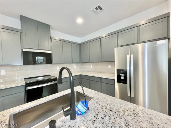 $1,896 | 197 Wewatta Avenue, Henderson, NV 89011