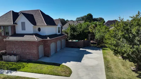 $1,100,000 | 100 Candlewood Drive, Lafayette, LA 70508