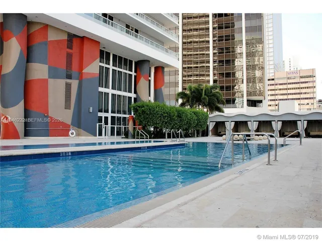 $370,000 | 50 Biscayne Boulevard, Unit 705, Miami, FL 33132