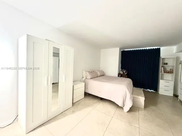 $370,000 | 50 Biscayne Boulevard, Unit 705, Miami, FL 33132
