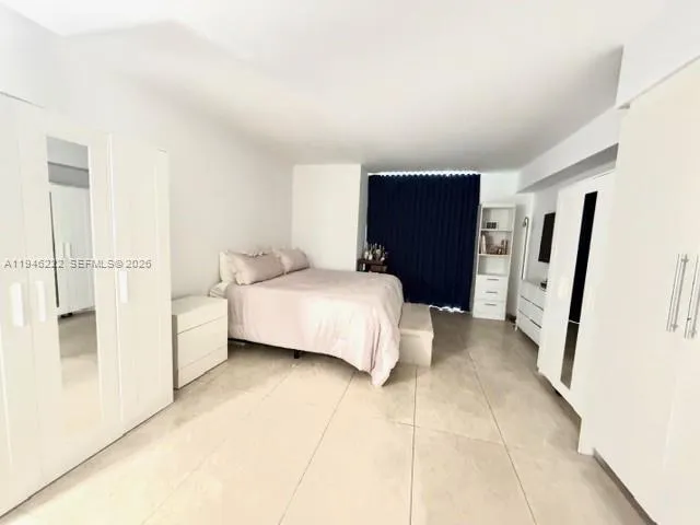 $370,000 | 50 Biscayne Boulevard, Unit 705, Miami, FL 33132