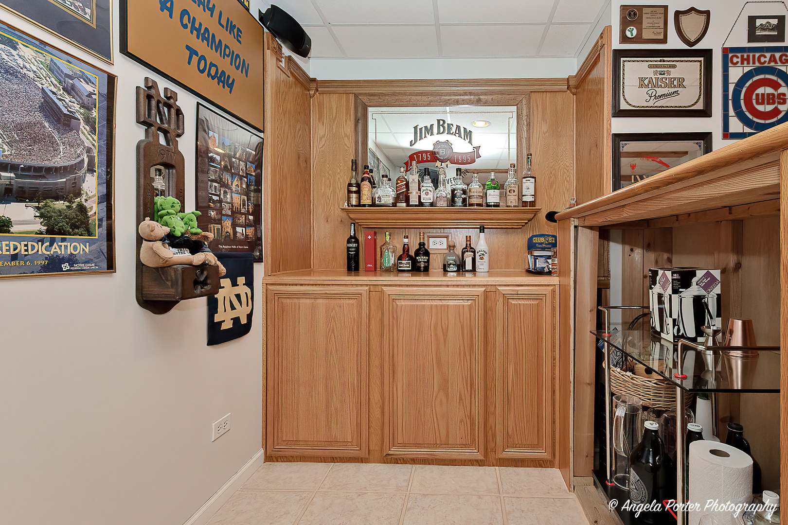 10916 East Riviera Drive Spring Grove, IL 60081 - Photo 32 of 43 a view of a entryway with furniture and chandelier