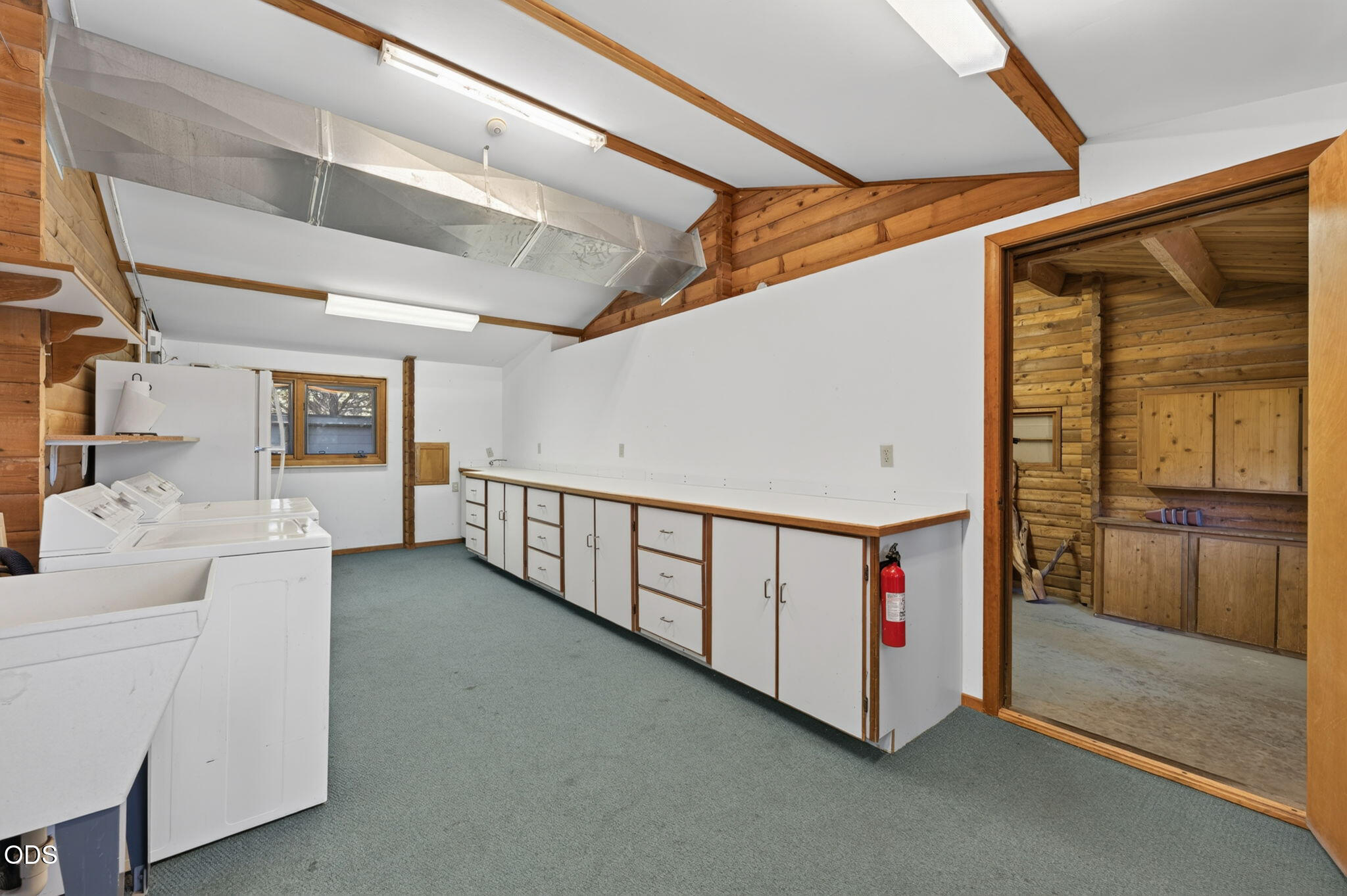 21955 Rickard Road Bend, OR 97702 - Photo 38 of 50