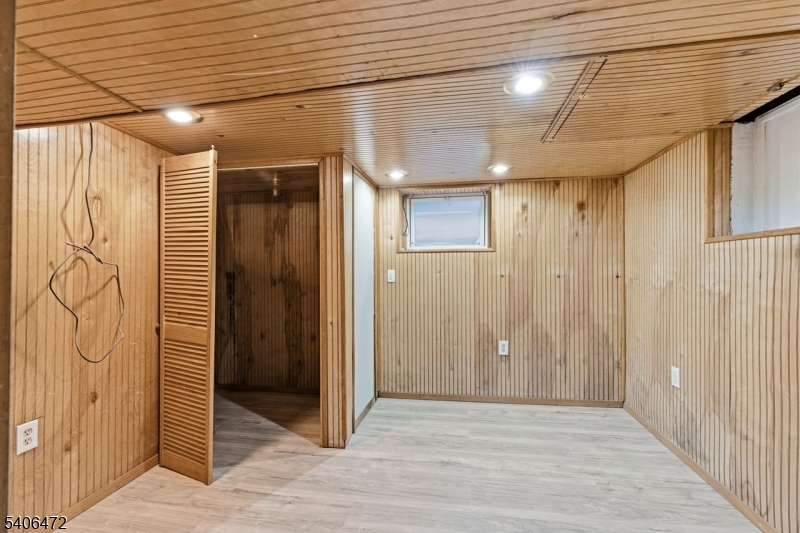 15 Valley Street Newark, NJ 07106 - Photo 29 of 32