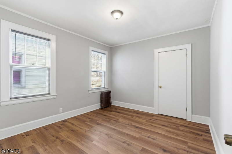 15 Valley Street Newark, NJ 07106 - Photo 7 of 32