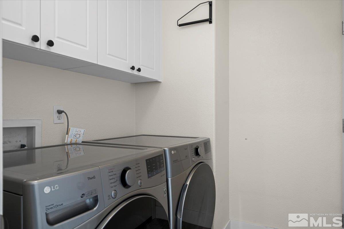 1870 D'Arques Court Reno, NV 89521 - Photo 33 of 33 a utility room with dryer and washer