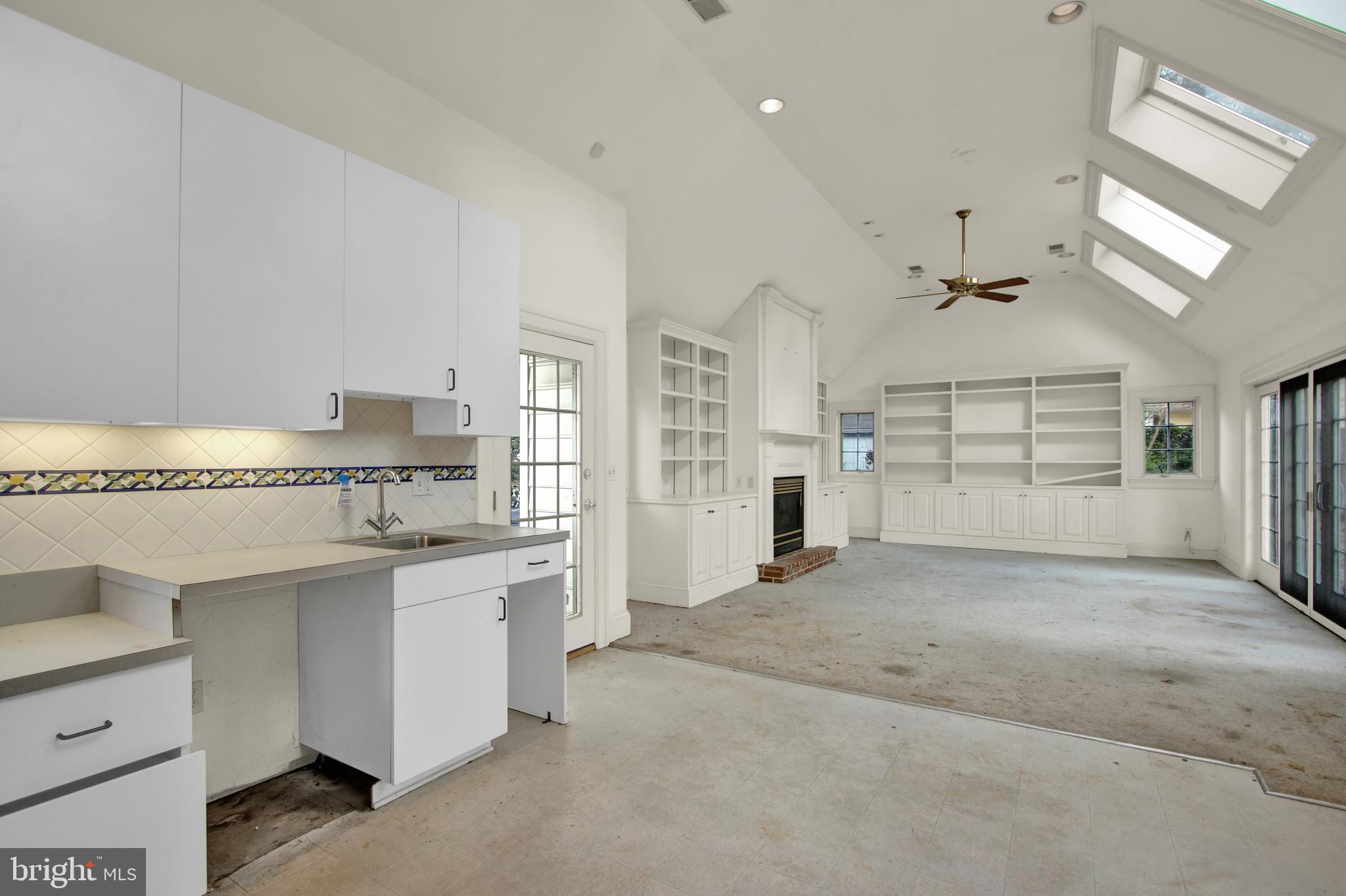 200 Cedarcroft Road Baltimore, MD 21212 - Photo 4 of 24