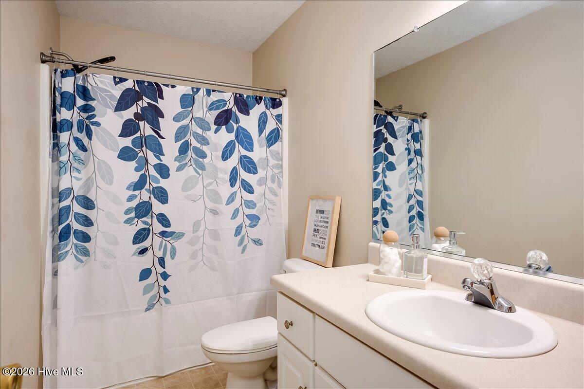 537 Stirling Bridge Road Grovetown, GA 30813 - Photo 16 of 31 Guest Bathroom