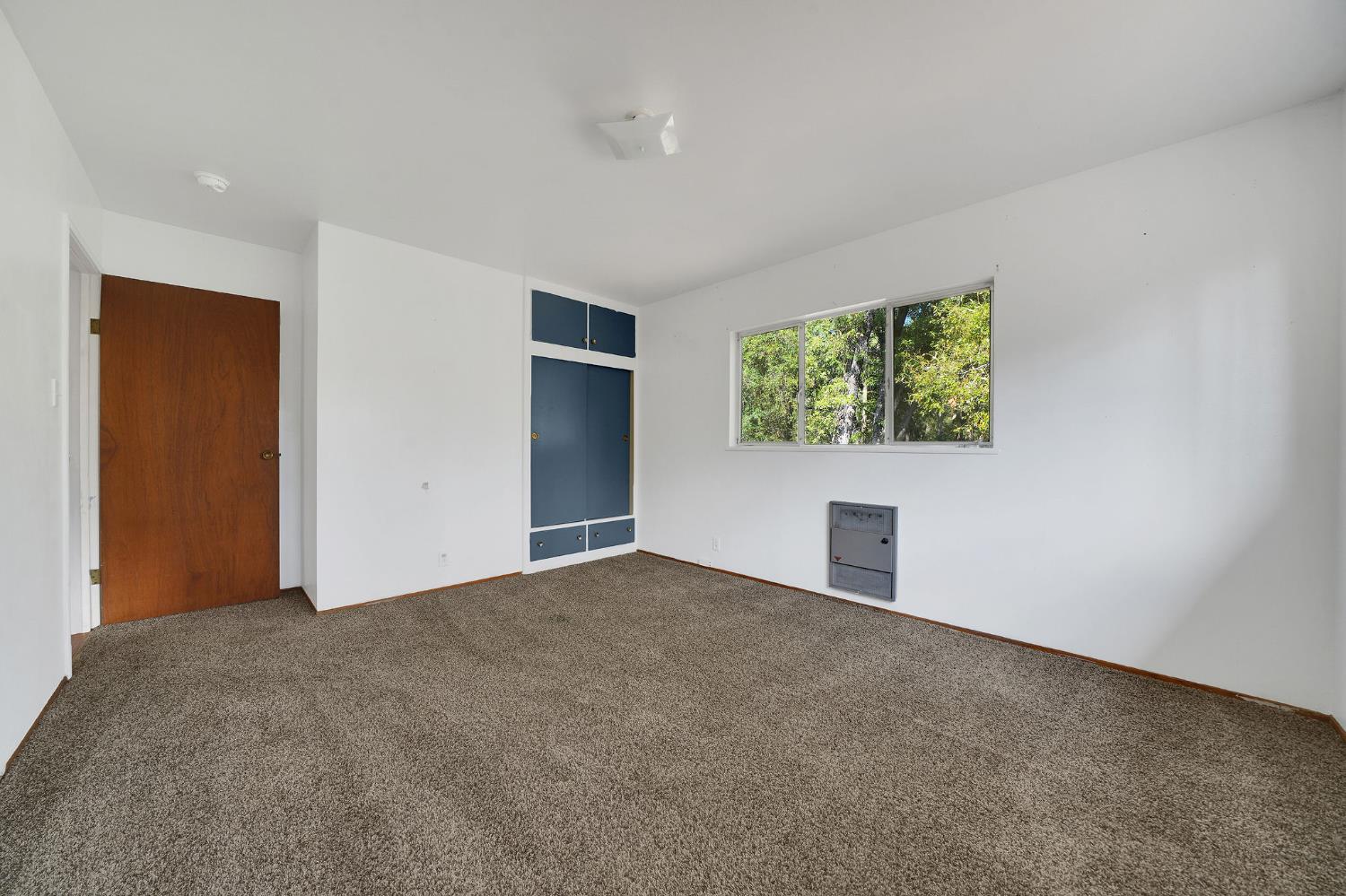 13309 Taves Road Jackson, CA 95642 - Photo 52 of 62 a view of an empty room with a window
