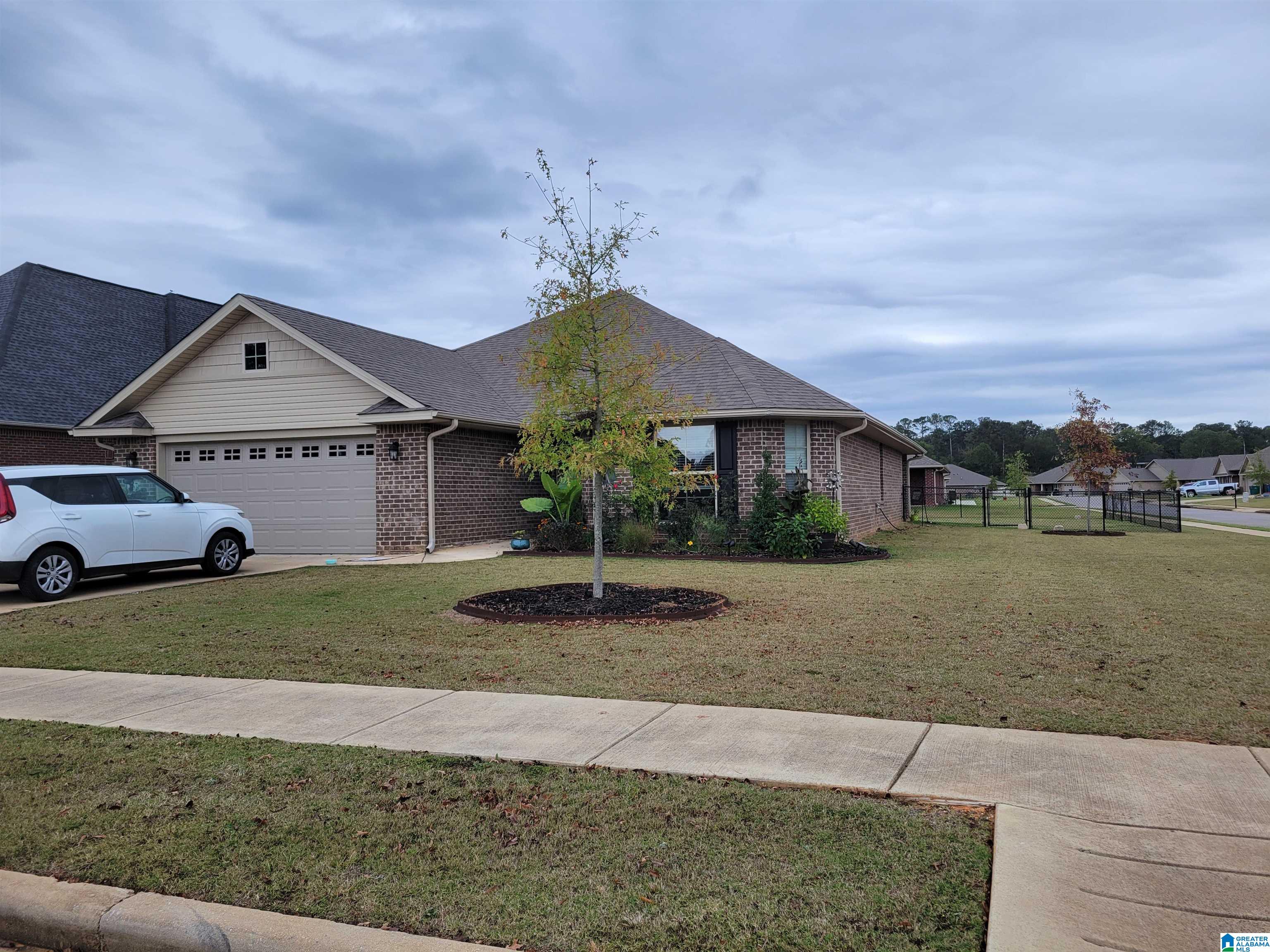 167 Revolutionary Way Montevallo, AL 35115 - Photo 2 of 4