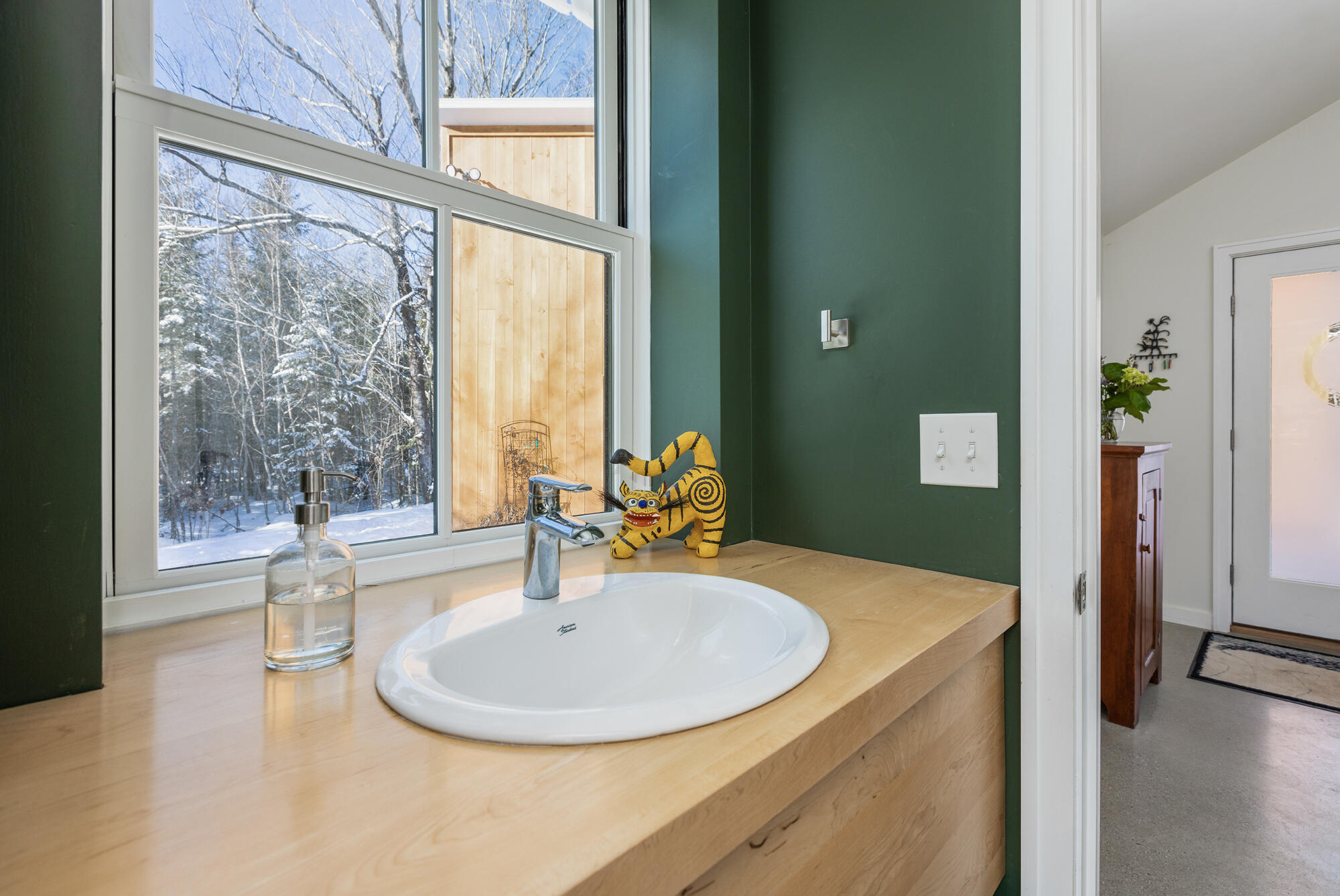 9 Peter Robin Way Freeport, ME 04032 - Photo 12 of 77 Half Bath and Laundry-3