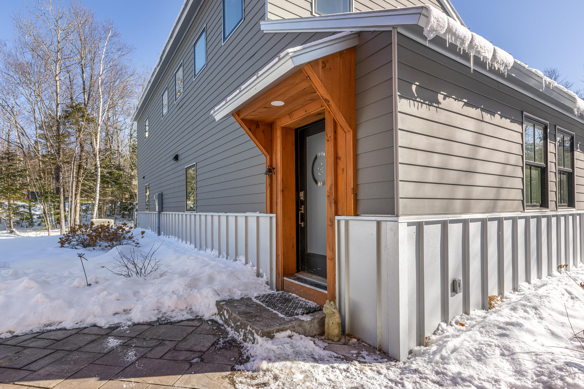 9 Peter Robin Way Freeport, ME 04032 - Photo 5 of 77 Entrance