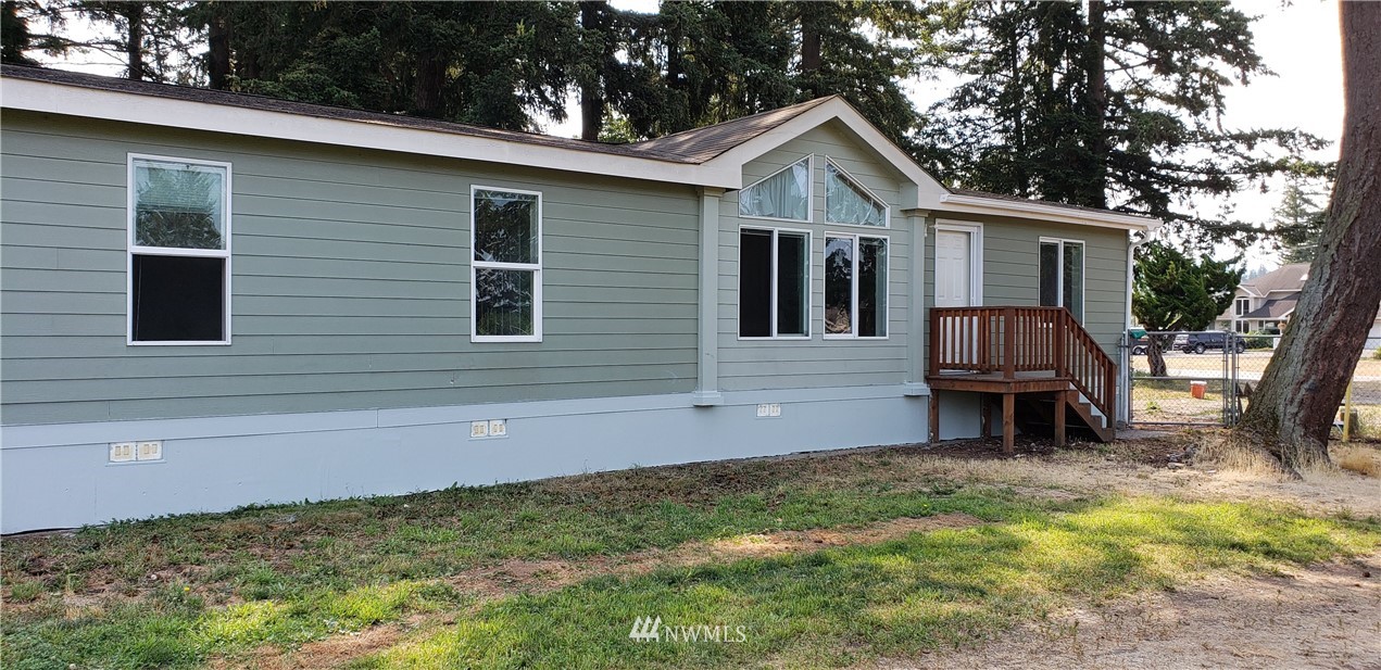 1802 East Pole Road Everson, WA 98247 - Photo 1 of 24