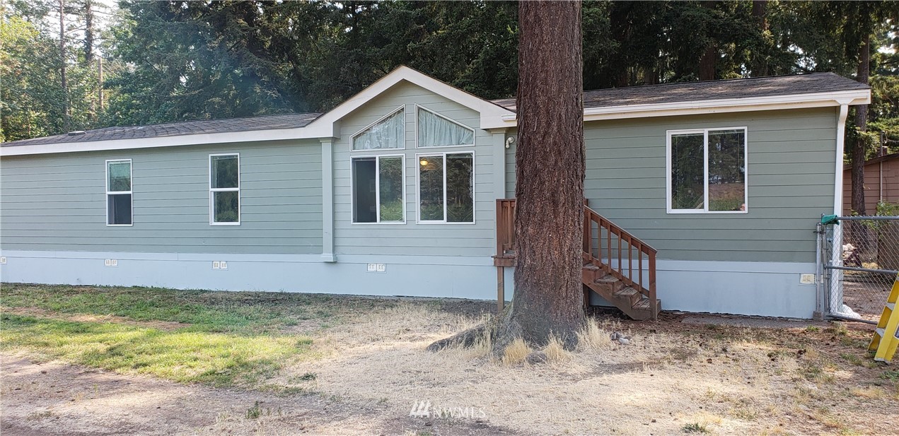 1802 East Pole Road Everson, WA 98247 - Photo 2 of 24