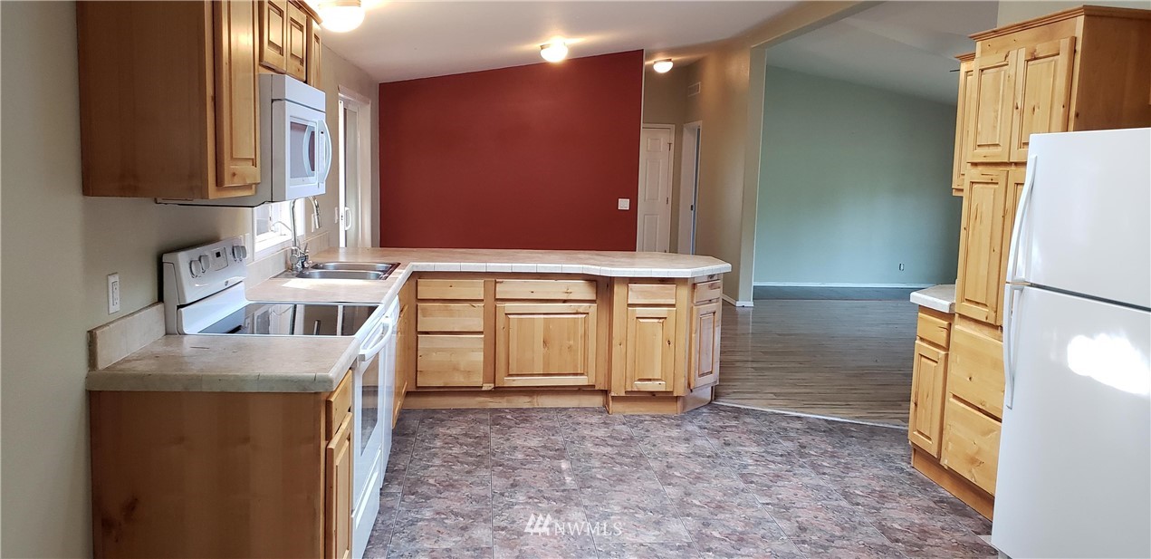 1802 East Pole Road Everson, WA 98247 - Photo 14 of 24