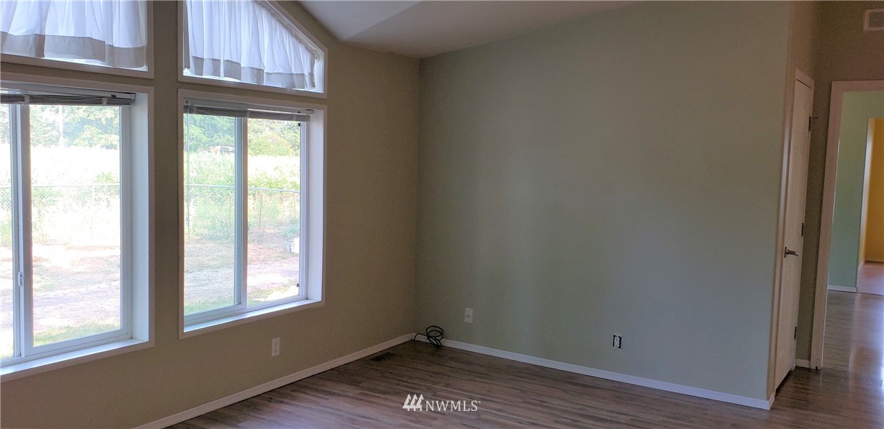 1802 East Pole Road Everson, WA 98247 - Photo 6 of 24