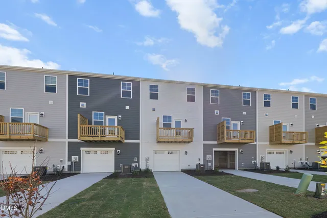 $1,995 | 306 Carolina Spgs Boulevard, Apex, NC 27539