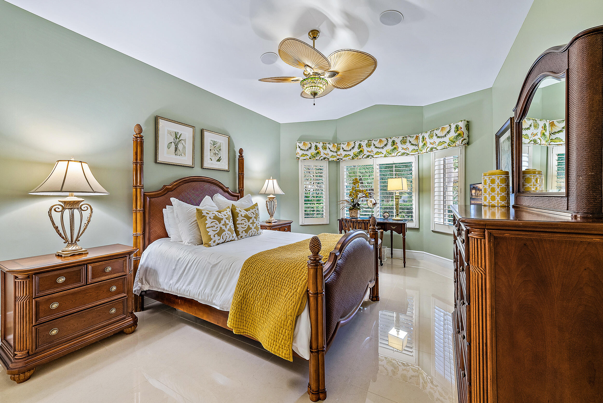 112 Regatta Drive Jupiter, FL 33477 - Photo 21 of 46 Guest Room
