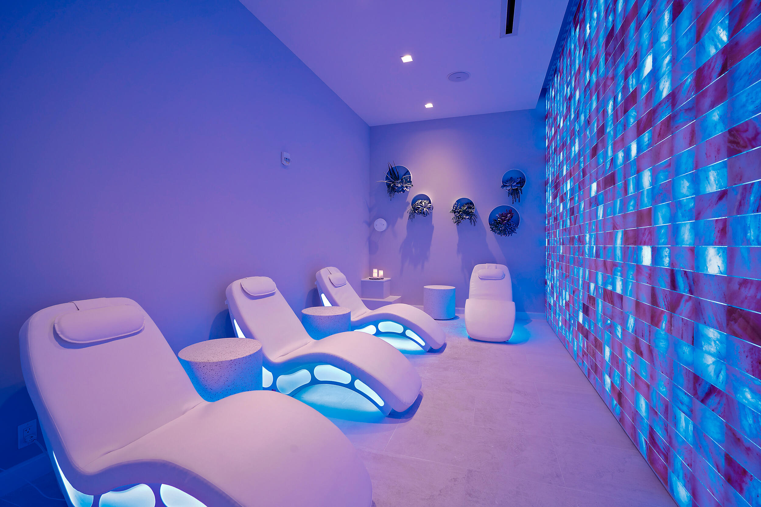 112 Regatta Drive Jupiter, FL 33477 - Photo 39 of 46 Spa Salt Room