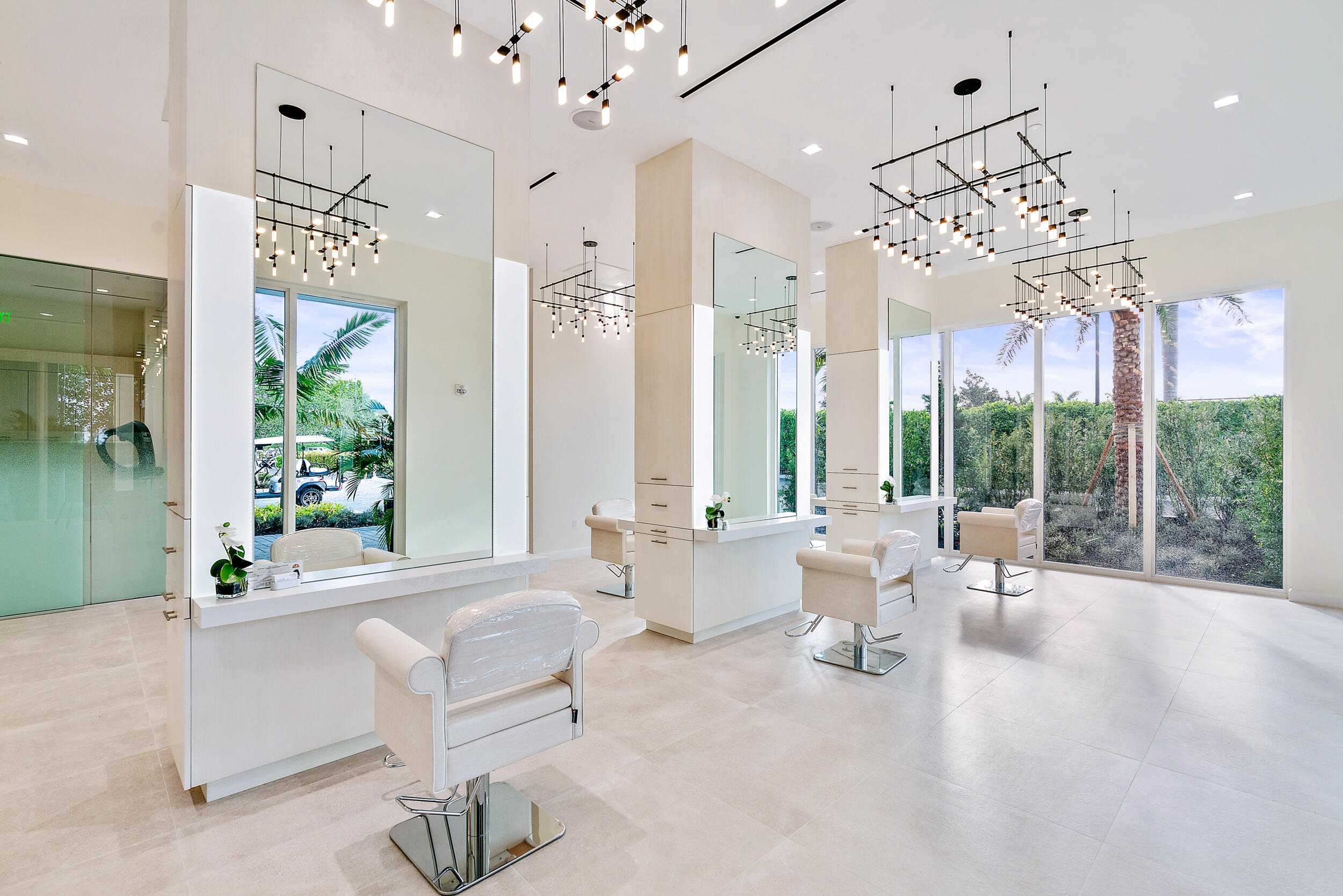112 Regatta Drive Jupiter, FL 33477 - Photo 41 of 46 Club Salon