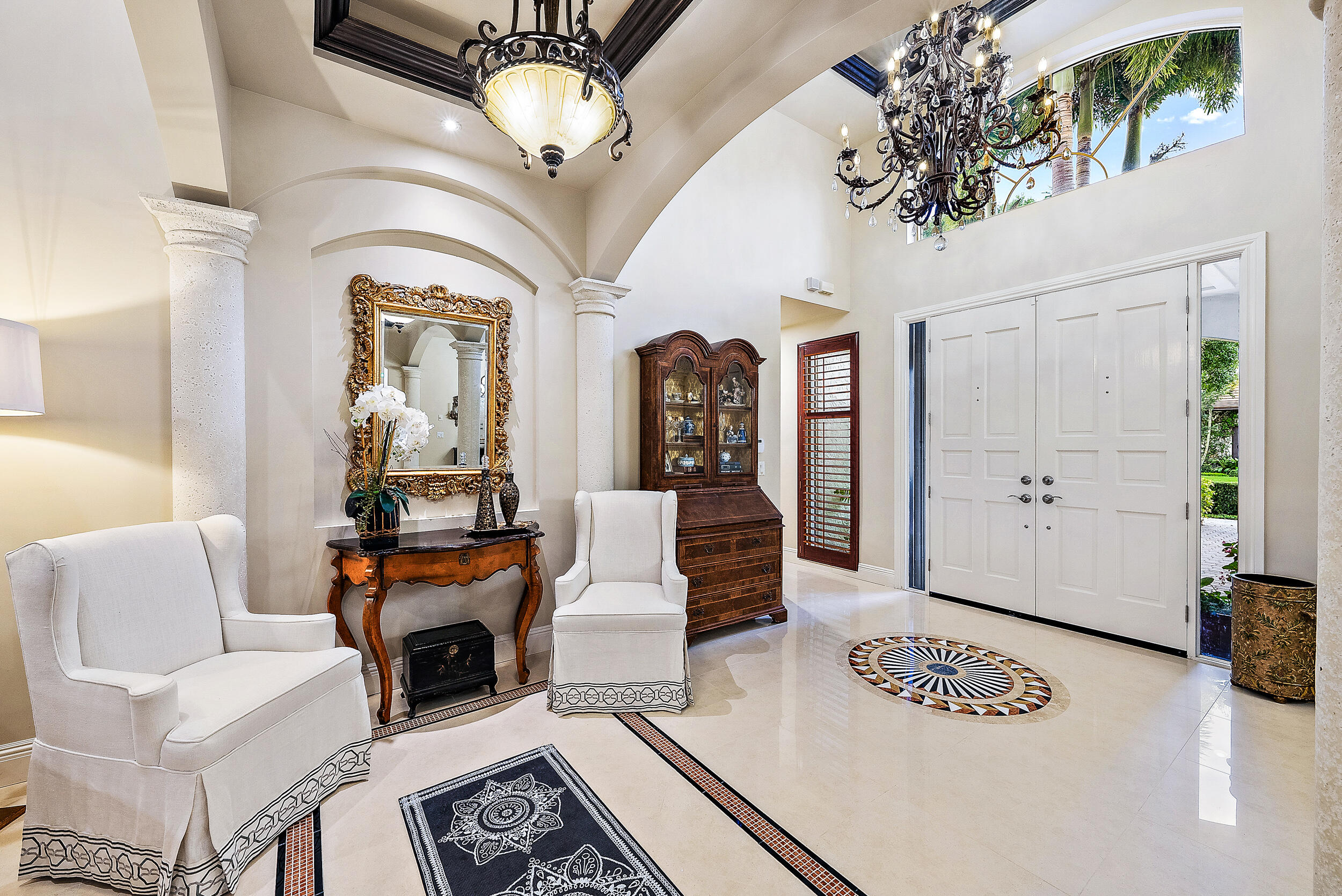 112 Regatta Drive Jupiter, FL 33477 - Photo 8 of 46 Foyer