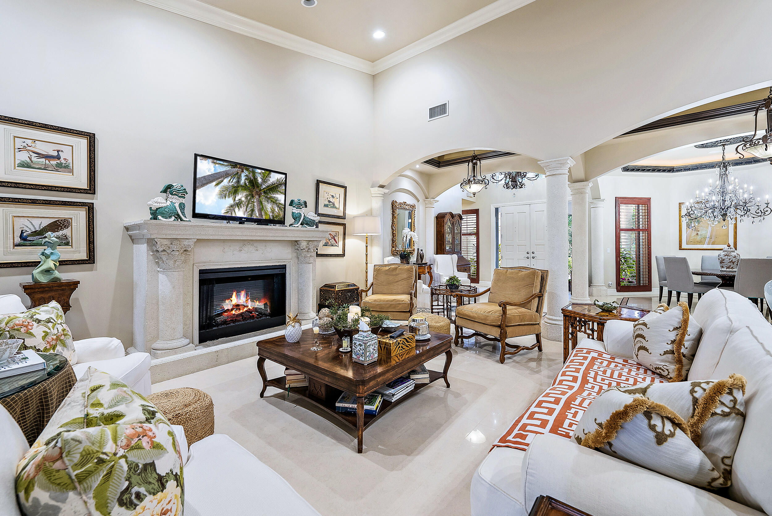 112 Regatta Drive Jupiter, FL 33477 - Photo 10 of 46 Living Room