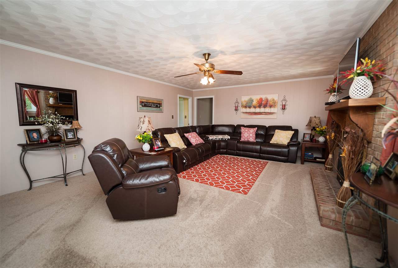 631 Old Converse Road Spartanburg, SC 29307 - Photo 4 of 25 Gallery Image 4