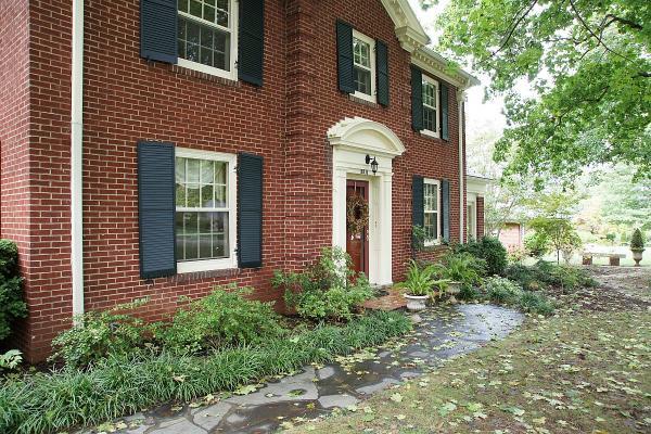 3511 Mud Lick Road Southwest Roanoke, VA 24018 - Photo 4 of 37 EXTERIOR