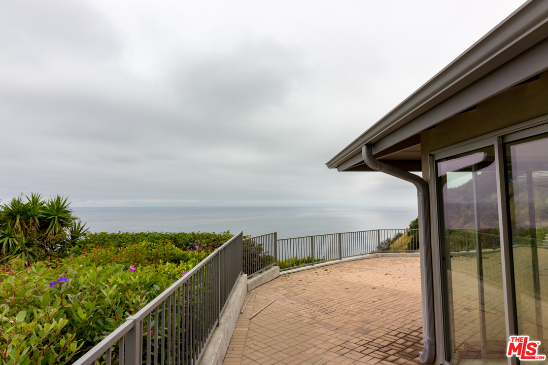 20534 Roca Chica Drive Malibu, CA 90265 - Photo 38 of 38 a view of balcony