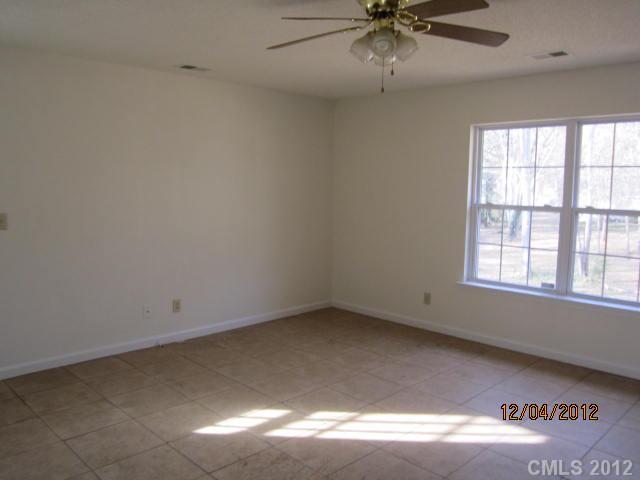 2410 Roberta Road Concord, NC 28027 - Photo 4 of 10