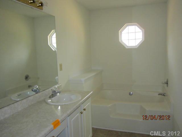 2410 Roberta Road Concord, NC 28027 - Photo 8 of 10