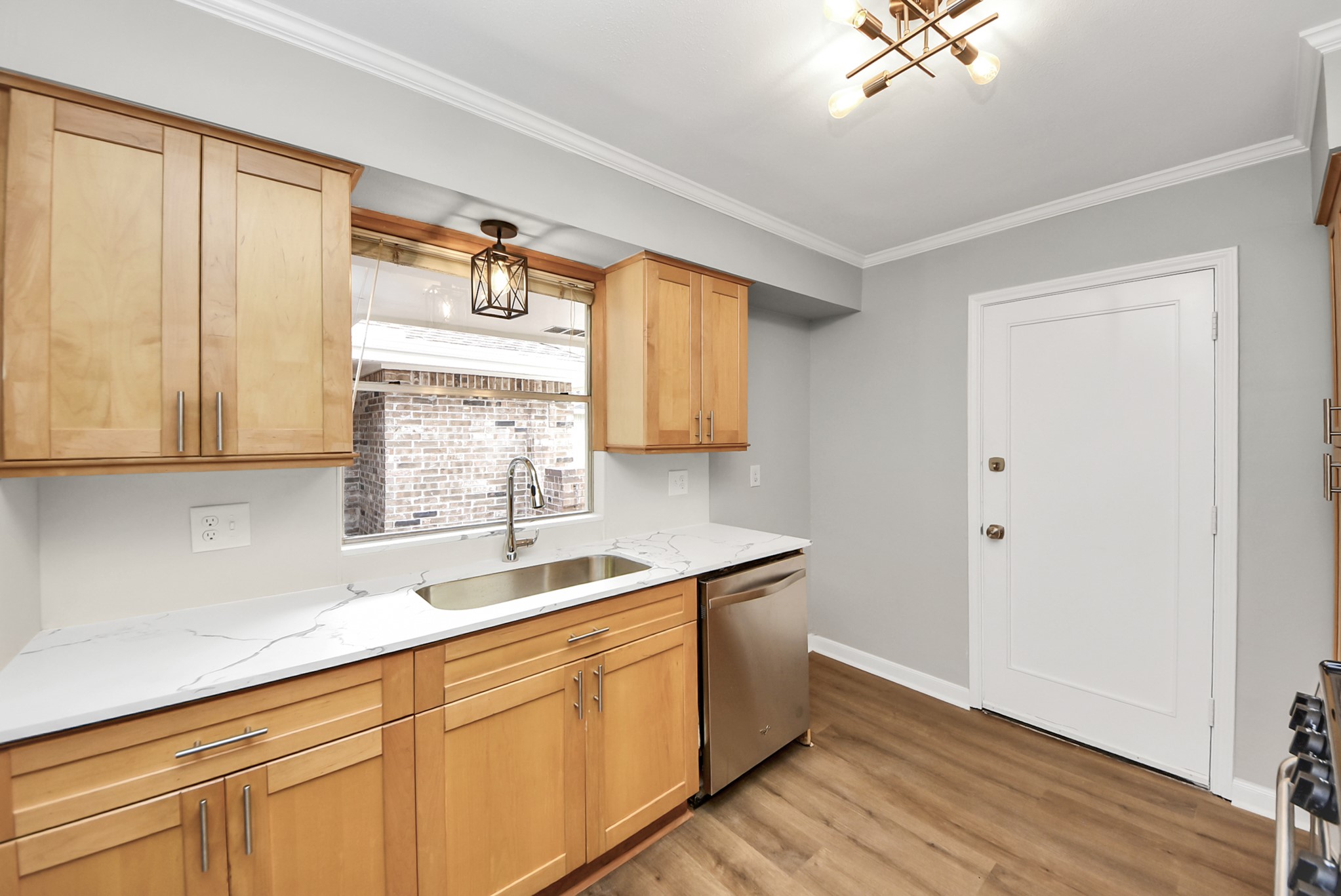 7102 Log Hollow Drive Houston, TX 77040 - Photo 18 of 47