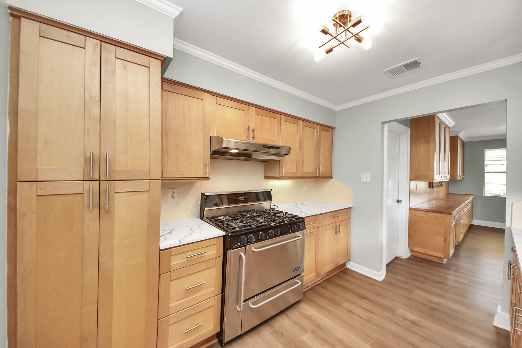 7102 Log Hollow Drive Houston, TX 77040 - Photo 21 of 47