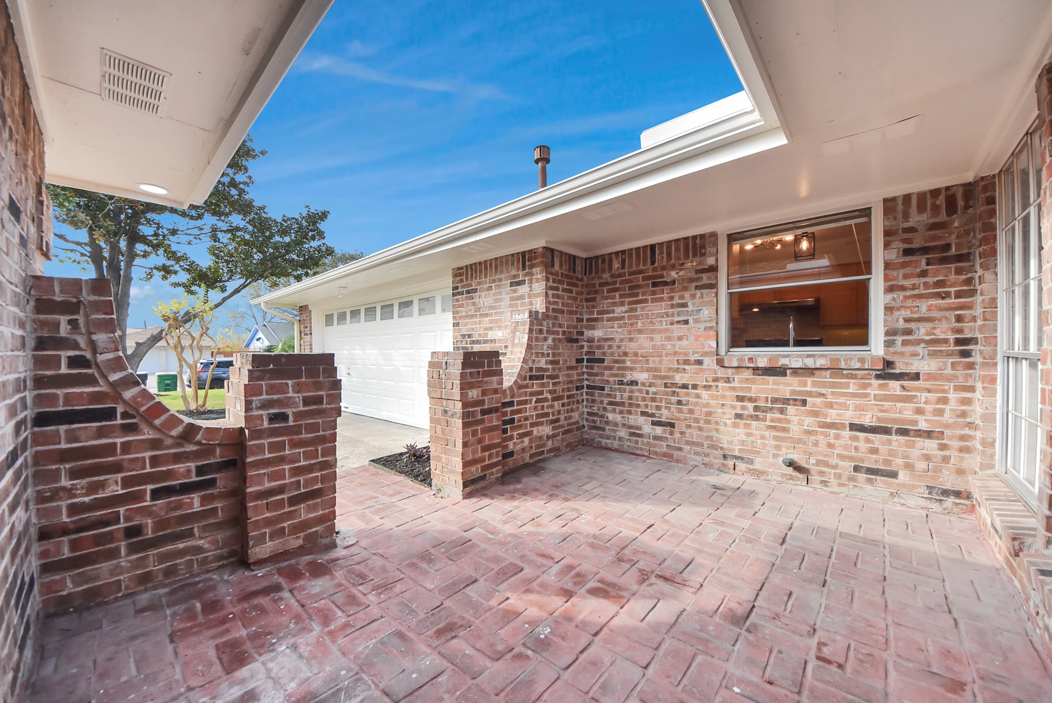 7102 Log Hollow Drive Houston, TX 77040 - Photo 6 of 47