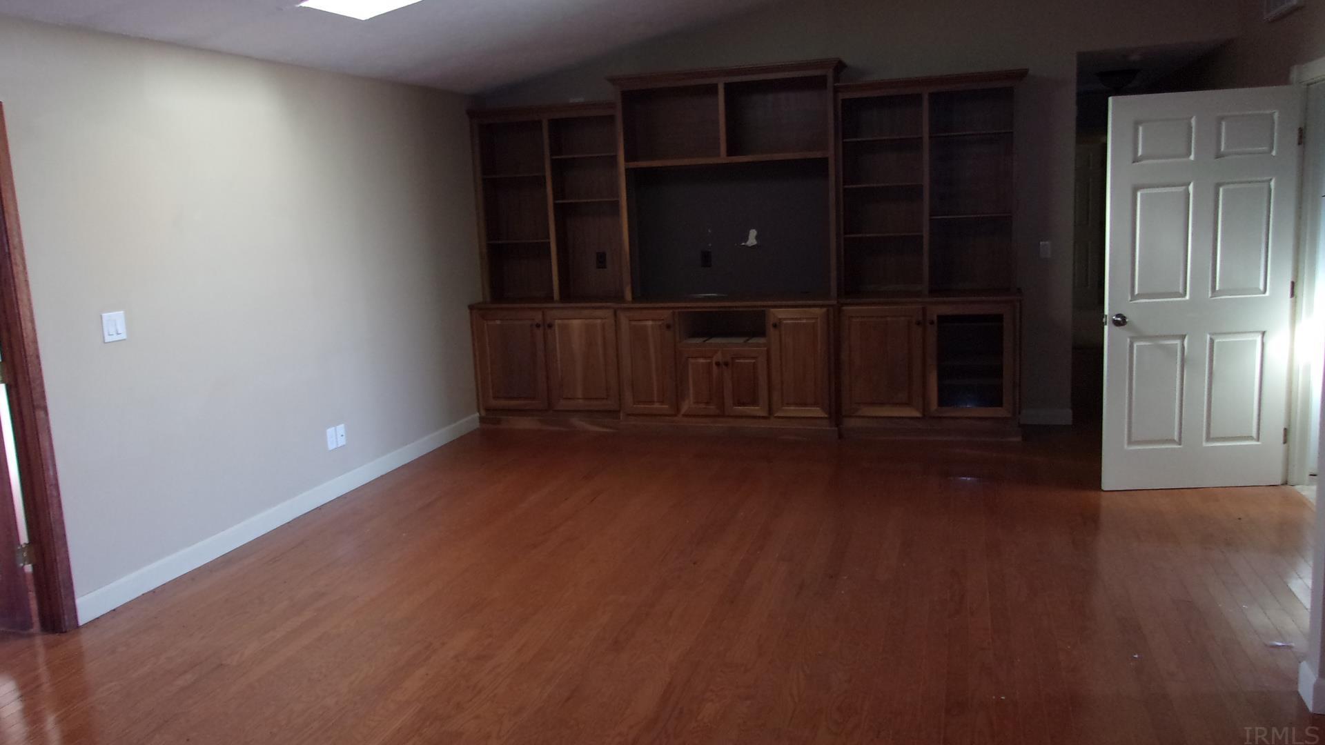 10986 North Meridian Road Roanoke, IN 46783 - Photo 11 of 14 Gallery Image 11