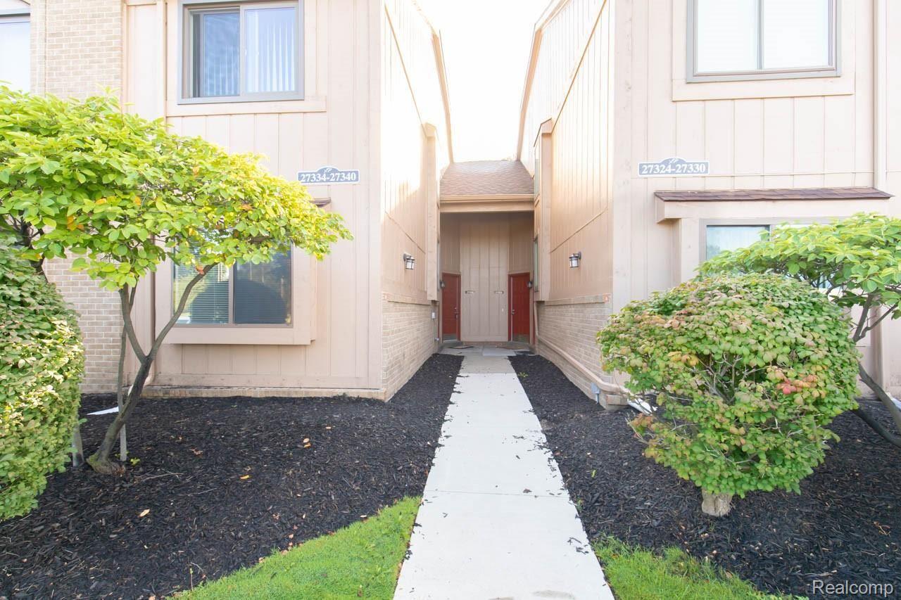 27334 Evergreen Road, Unit 21 Southfield, MI 48076 - Photo 2 of 20 Private Entrance