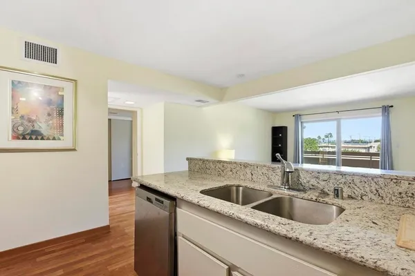 $465,000 | 2636 Worden Street, Unit 132, San Diego, CA 92110