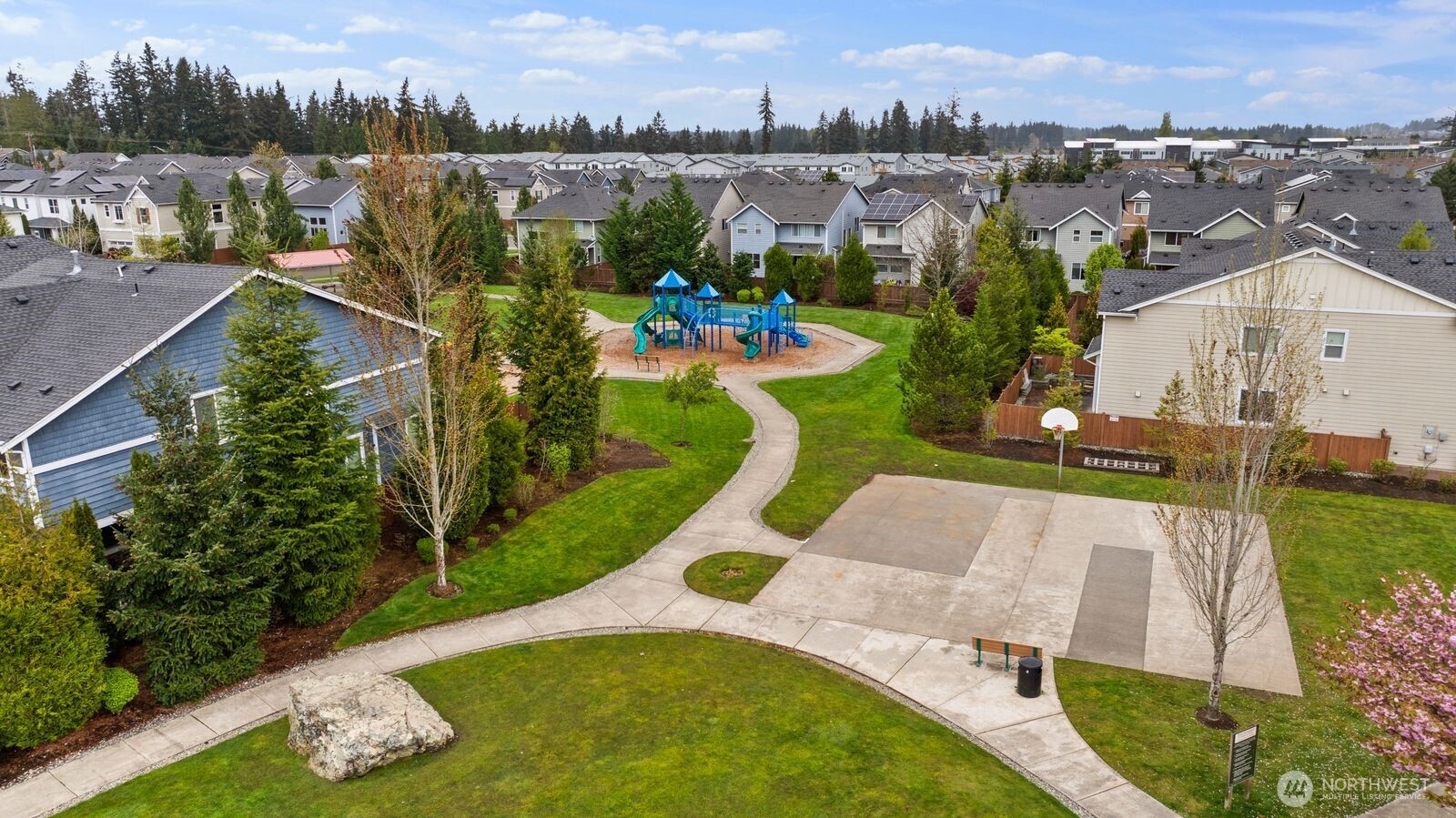 3725 200th Place Southeast Bothell, WA 98012 - Photo 37 of 40